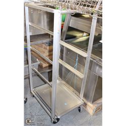 16" WIDE METAL BAKING RACK