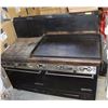 Image 1 : GARLAND DOUBLE OVEN 4 BURNER OVEN