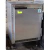 Image 1 : BEVERAGE AIR 1 DOOR STAINLESS STEEL FREEZER