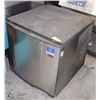 Image 1 : MANITOWAC COUNTER TOP ICE MAKER