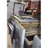 Image 1 : DISASSEMBLED WALK IN FREEZER
