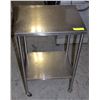Image 1 : STAINLESS STEEL TABLE ON WHEELS 20"X16"X34"H