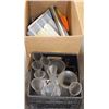 Image 1 : BOXES WITH ASSORTED GOODS + SNEEZE GD. RAILS+GLASS