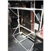 Image 1 : WHITE RACK ON CASTORS