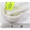 Image 1 : MORTAR AND PESTLE  2 1/2 "  CERAMIC