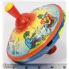 Image 1 : VINTAGE SPINNING TOP