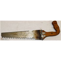 VINTAGE WOOD HANDLED MILITARY ICE SAW
