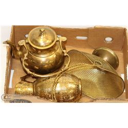 VINTAGE BRASS TEA POT, LARGE BRASS