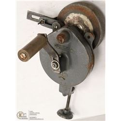 VINTAGE PRAIRIE HAND CRANK BENCH MOUNT GRINDER