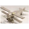 Image 1 : METAL PLANE ORNAMENT