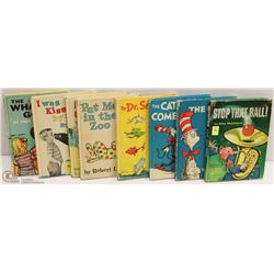 COLLECTION OF 7 VINTAGE DR SUESS BOOKS AND 1