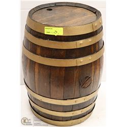 VINTAGE WOOD BARREL