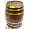 Image 1 : VINTAGE WOOD BARREL