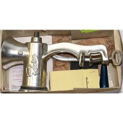VINTAGE BENCH MOUNT MEAT GRINDER