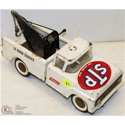 VINTAGE BUDDY L METAL TOW TRUCK TOY