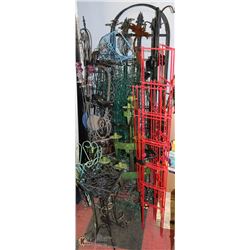 PALLET OF ASST GARDEN PLANTERS/DIVIDERS