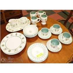 PFALTZGRAFF DISH SET