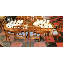 KNECHTEL SOLID WOOD DININGROOM SUITE INCL