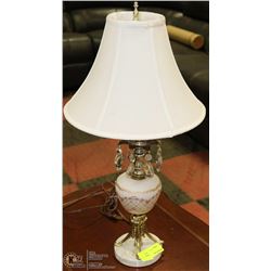 ESTATE GRANITE BASE LAMP