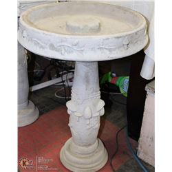 CONCRETE MUSHROOM BIRDBATH 2 PIECES  16"X23"