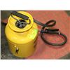 Image 1 : 1 GALLON GARDEN SPRAYER