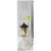 Image 1 : ANTIQUE GLASS OIL LAMP