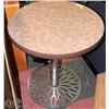 Image 1 : PATIO TABLE WITH RETRO 50TH CAST BASE