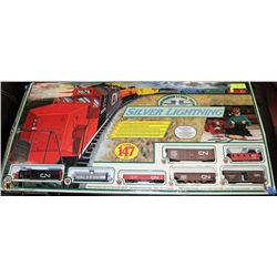 SILVER LIGHTNING CN TRAIN SET