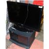 Image 1 : SAMSUNG 40"  FLAT SCREEN TV WITH REMOTE & STAND