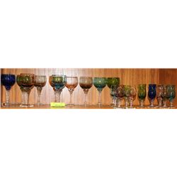 COLLECTION OF ASSORTED COLOUR GLASSES