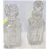 Image 1 : 2 GLASS DECANTERS 11' AND HEAVY SQUARE 10"