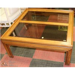 OAK AND GLASS COFFEE TABLE