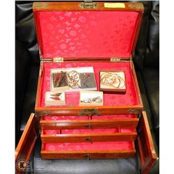 ESTATE JEWELLERY BOX WITH CONTENTS