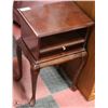Image 1 : SOLID WOOD END TABLE WITH TRAY