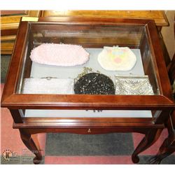 ESTATE GLASSTOP DISPLAY TABLE WITH 5 PURSES