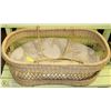 Image 1 : WICKER BASSINETT