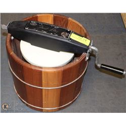 VINTAGE RCW FROST KING 5 QTS