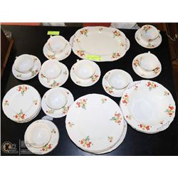 SET OF ALFRED MEAKIN ENGLAND CHINA DISHES