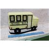 Image 1 : Crocheted School Bus Kleenex Box Cover