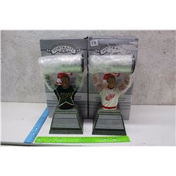 Pair of Upper Deck Classic Portrait Busts(2)(Mike Modano, Brett Hull)