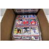 Image 2 : Lot of Assorted Hockey Cards (900)