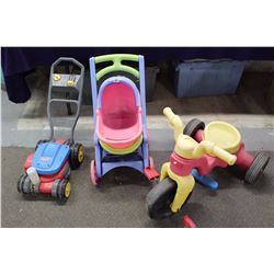 Lot of Children’s Outdoor Toys (Lawnmower Bubble Maker, Tricycle, Baby Carriage)