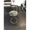 Image 2 : Metal Circle Swivel Chair