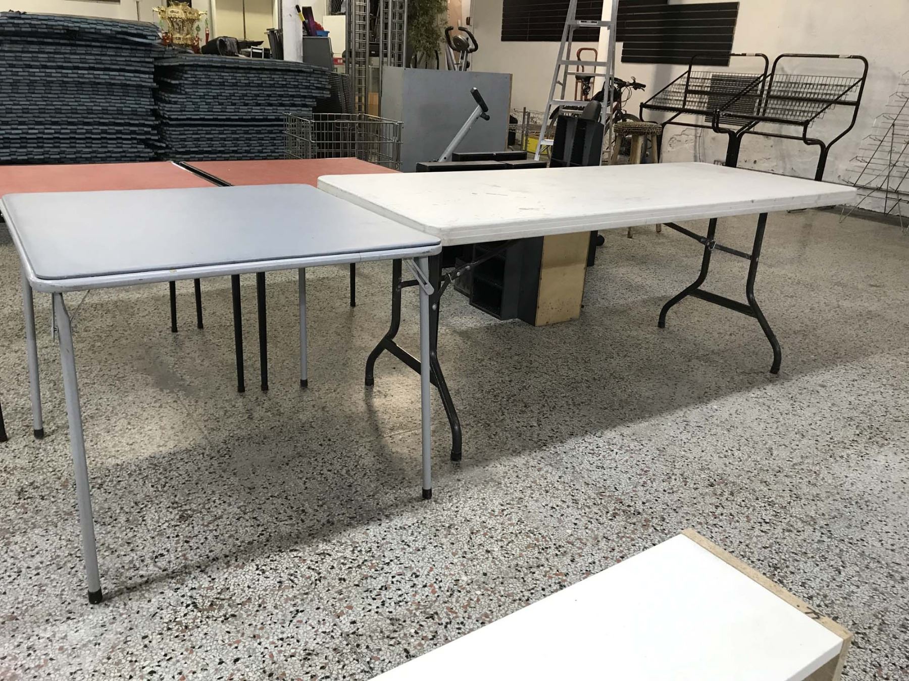 Plastic Folding Leg Tables With Card Table Bodnarus Auctioneering