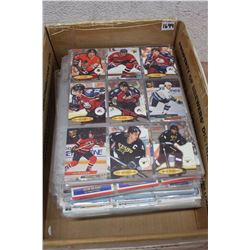 900 Hockey Cards In Binder Pages