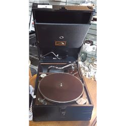 RCA MODEL 101 PORTABLE TABLE TOP GRAMMOPHONE