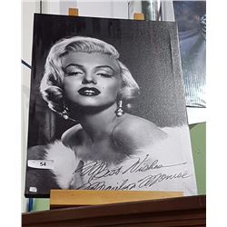 CANVAS BEATLES PICTURE & MARILYN MONROE PICTURE