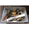 Image 1 : BIN OF VINTAGE KITCHENWARE