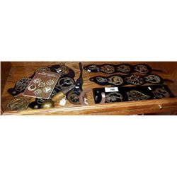 SHELF LOT OF HORSE BRASSES
