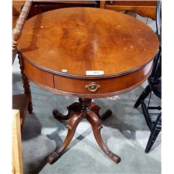 GIBBARD MAHOGANY TEA TABLE W/FLAME MAHOGANY TOP